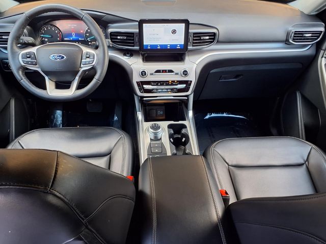 2023 Ford Explorer - Image 10