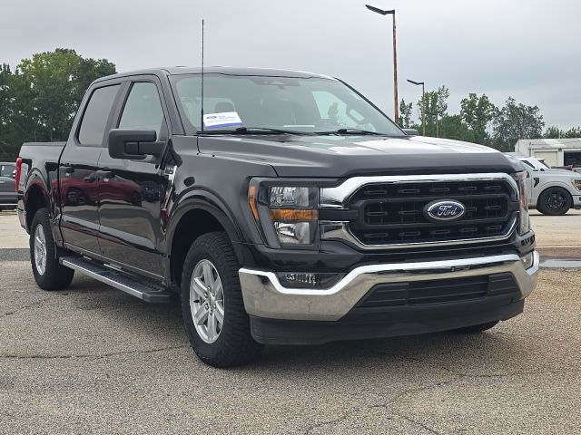 2023 Ford F-150 XLT:B02535