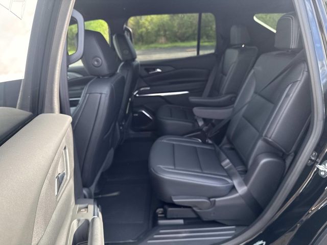 2026 Chevrolet Traverse - Image 26