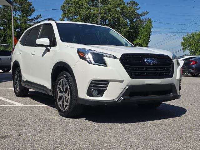 2023 Subaru Forester Premium:B02302