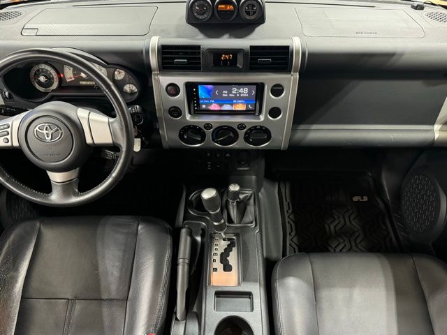 2008 Toyota FJ Cruiser Base 25