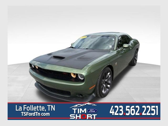 F8 Green 2022 Dodge Challenger Coupe Rear-Wheel Drive 8-Speed Automatic
