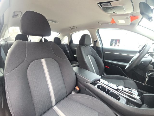 2023 Hyundai Sonata SE:167717A