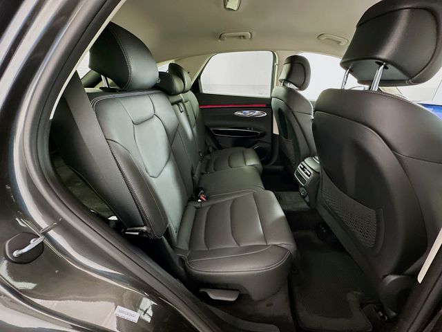 Thumbnail: 2026 Genesis GV70 - 25