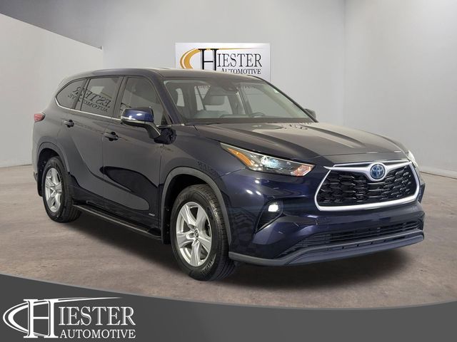 Gray 2023 Toyota Highlander Hybrid LE AWD SUV / Crossover All-Wheel Drive Continuously Variable Transmission