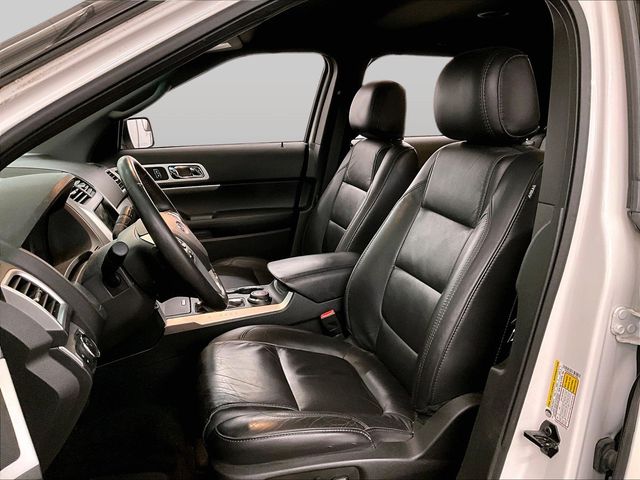 2015 Ford Explorer XLT White at Subaru and VW of Moon Township