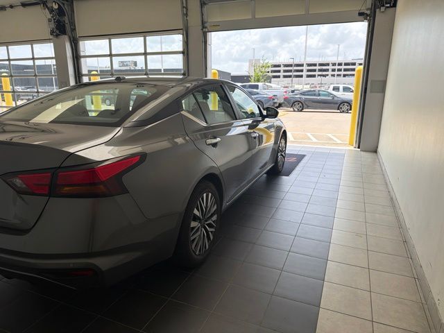 2025 Nissan Altima 2.5 SV Gray at Durrett Motor Company