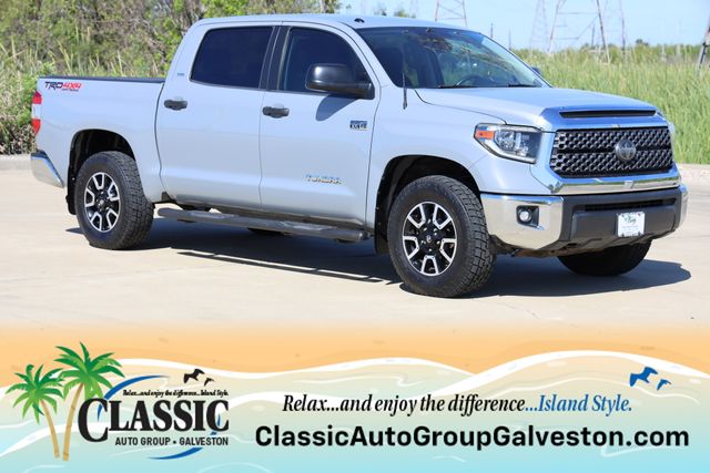 Cement 2018 Toyota Tundra SR5 CrewMax 5.7L FFV 4WD Pickup Truck Four-Wheel Drive 6-Speed Automatic Overdrive