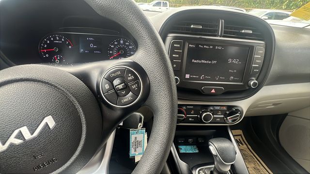 Certified Used 2022 Orange Kia LX image 26