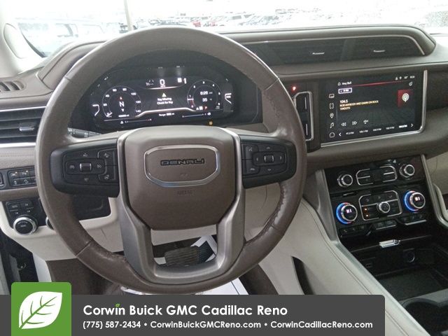 2022 GMC Yukon XL Denali 8