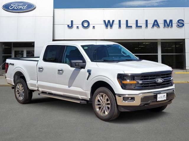 Oxford White 2026 Ford F-150 Pickup Truck Four-Wheel Drive Automatic
