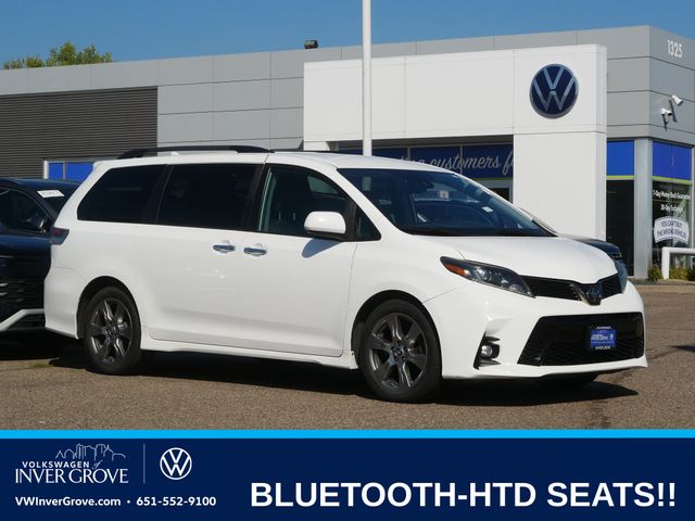 Super White 2019 Toyota Sienna Minivan Front-Wheel Drive 8-Speed Automatic