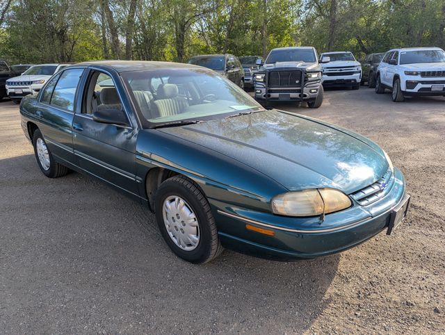 2001 Chevrolet Lumina Base FWD Sedan