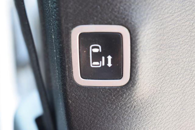 Used 2019 Chrysler Pacifica Van