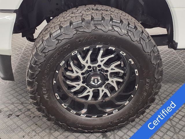 2022 Ford F-350SD - Image 33