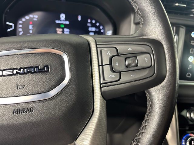 Used 2022 GMC Yukon XL SUV