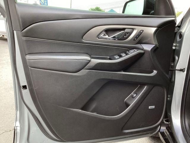 Used Car 2023 Chevrolet Traverse  Premier For Sale Under $35,000 In San Antonio, Texas