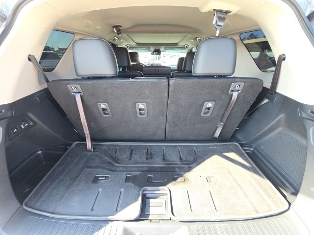 2025 Honda Pilot Touring:L168808A