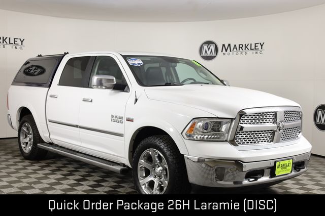 Bright White Clearcoat 2018 RAM 1500 Laramie Crew Cab 4WD Pickup Truck Four-Wheel Drive 8-Speed Automatic