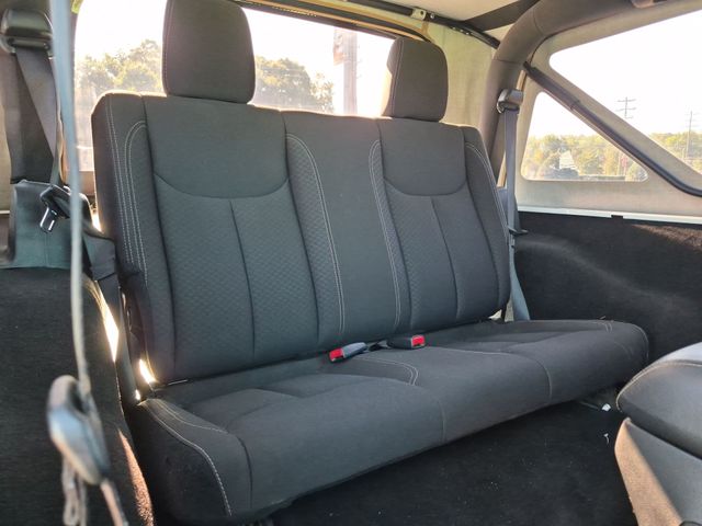 Used 2018 White Jeep Sport image 33