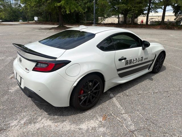 Used 2024  Toyota TRUENO Edition image 5