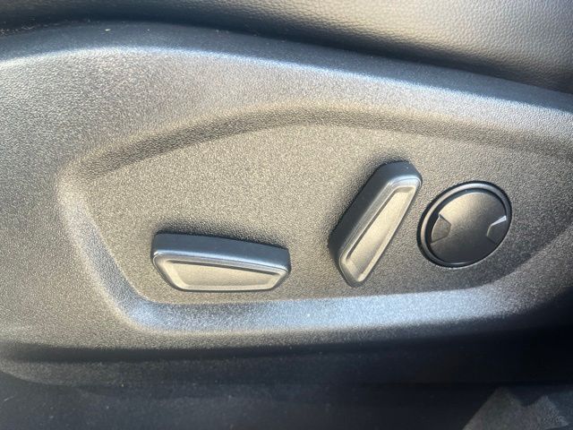 Used 2023 Ford Edge SUV