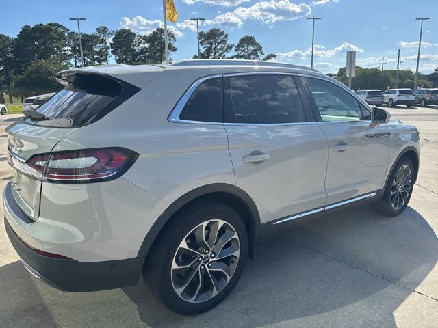 Used 2023 White Lincoln Reserve image 3