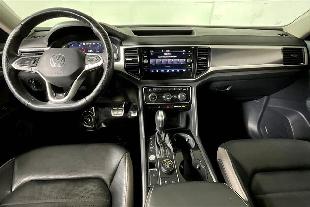 2021 Volkswagen Atlas 3.6L V6 SEL Premium R-Line photo