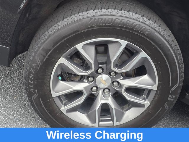 Used 2022 Black Chevrolet LT image 30