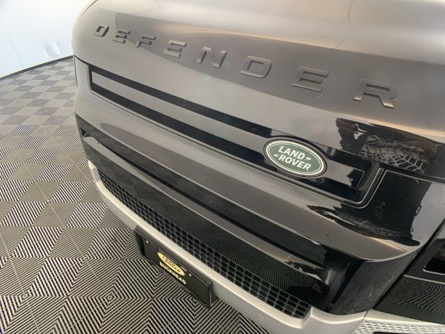 2022 Land Rover Defender 110 S 57