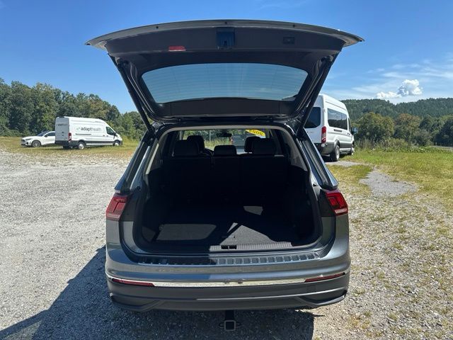 Used 2024 Gray Volkswagen 2.0T Wolfsburg Edition image 7