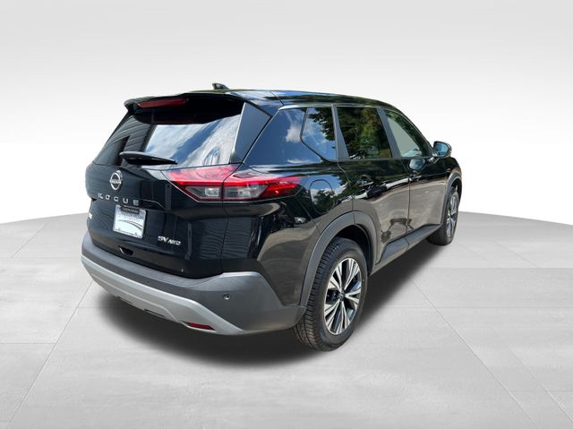 2022 Nissan Rogue SV 10