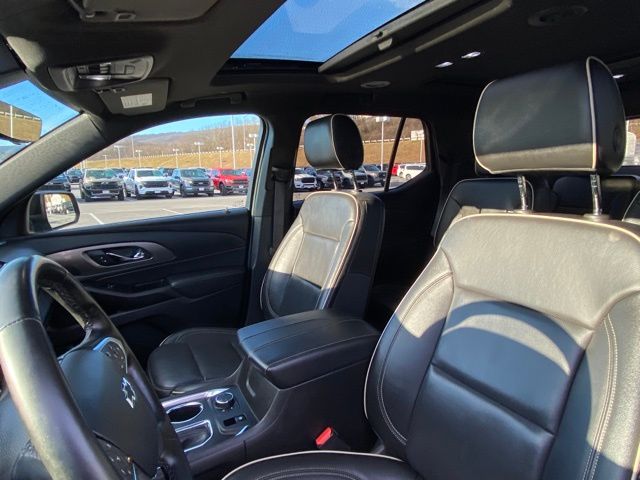 used 2023 Chevrolet Traverse car, priced at $28,204