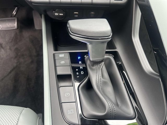 2025 Hyundai Elantra Hybrid - Image 23