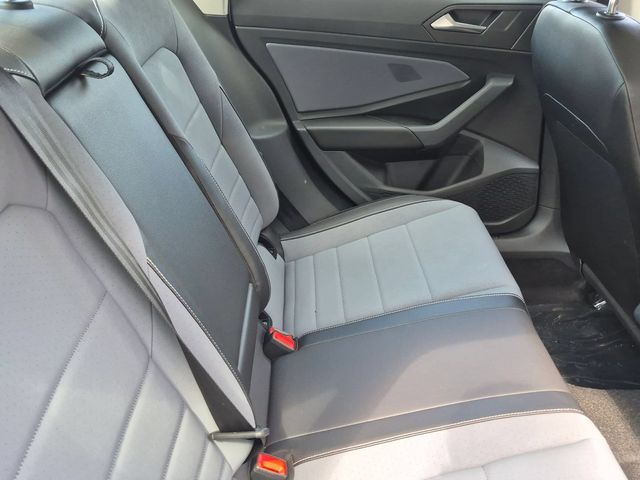 2026 Volkswagen Jetta SE - Photo 24