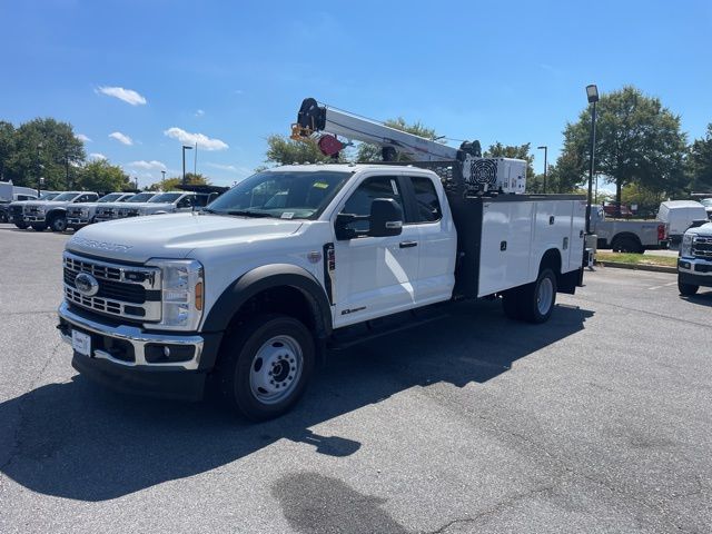 2025 Ford F-550 Chassis XL
