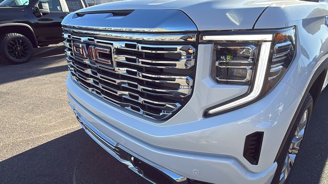 2025 GMC Sierra 1500 Denali 9