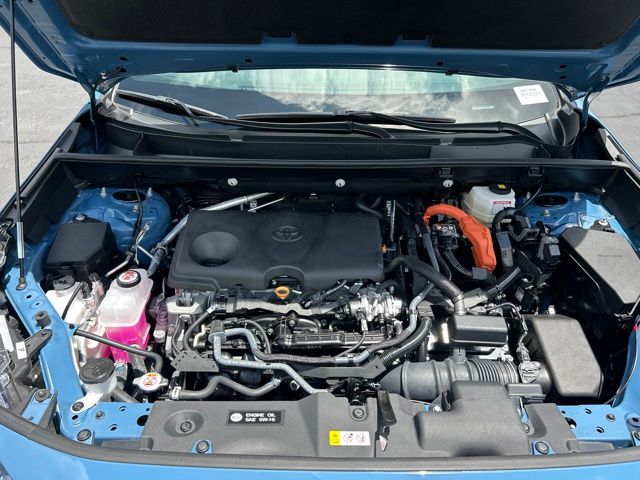 2025 Toyota RAV4 XSE - Photo 15