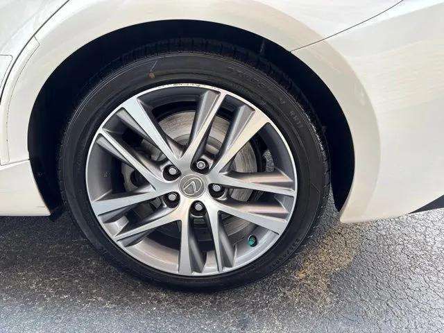 LexusIS12