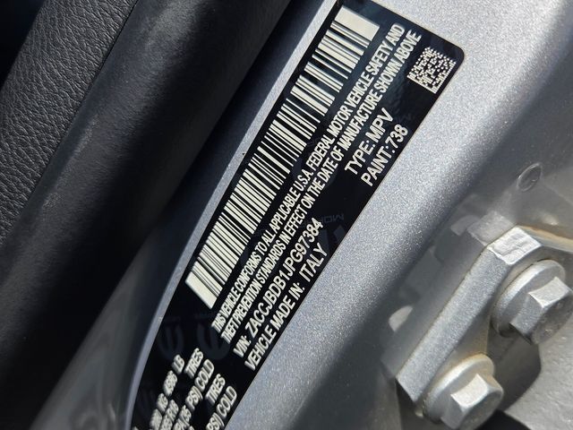 Used 2018 Silver Jeep Limited image 17