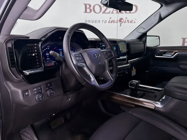 2024 Sterling Gray Metallic Chevrolet Silverado 1500 LT Trail Boss 4X4 Truck