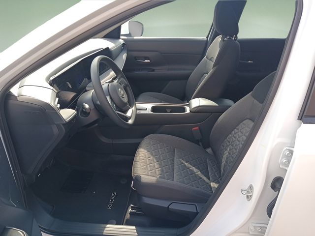 Used 2025 Nissan Kicks SUV