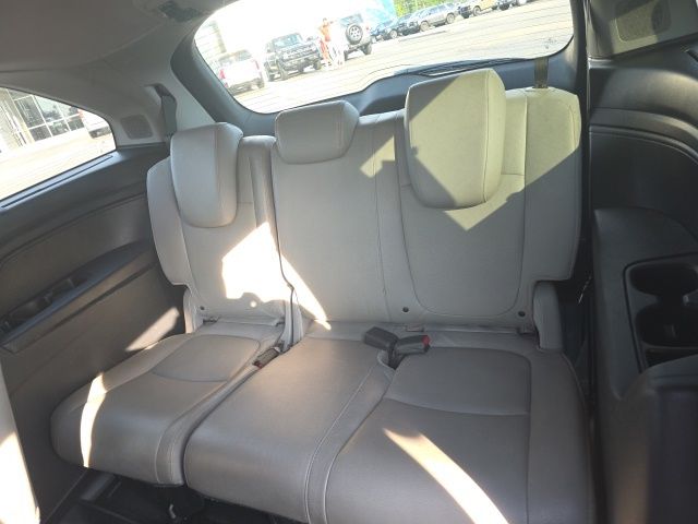 Used 2018 Gray Honda Elite image 11