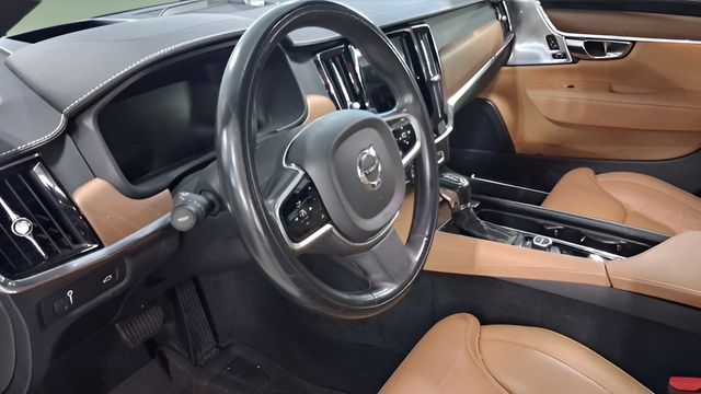 Used 2017 Volvo S90 Sedan