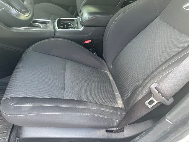 Used 2017 White Knuckle Clearcoat Dodge R/T Scat Pack image 9