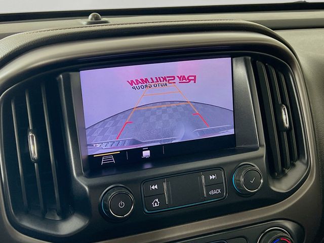 Used 2021 Beige GMC AT4 w/Leather image 17