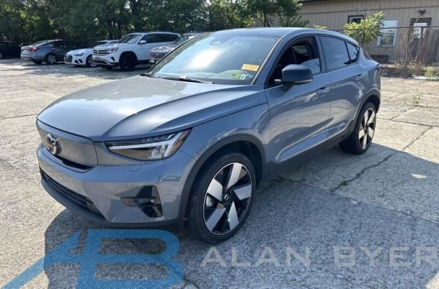 2023 Volvo C40 Recharge Twin Plus eAWD