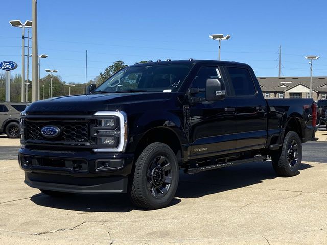 New 2026 Black Ford XL image 5