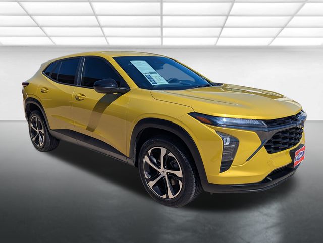 2024 Chevrolet Trax RS with 1RS FWD