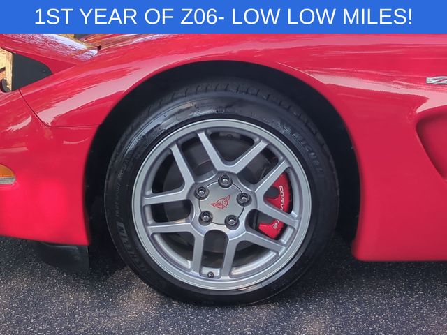 Used 2001 Red Chevrolet Z06 image 10